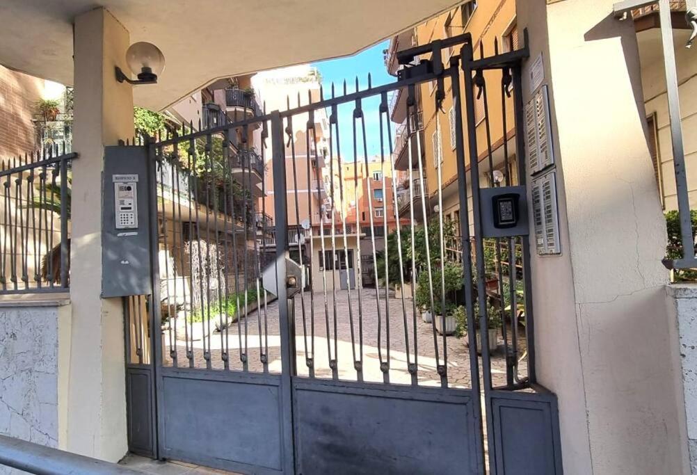 Caffarella Garden And Park Apartment ローマ エクステリア 写真